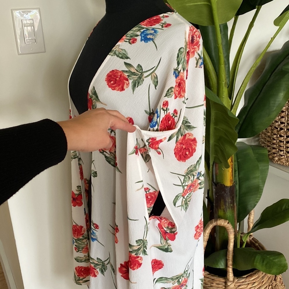 Like New - Floral Kimono - Medium - Picture 4 of 4